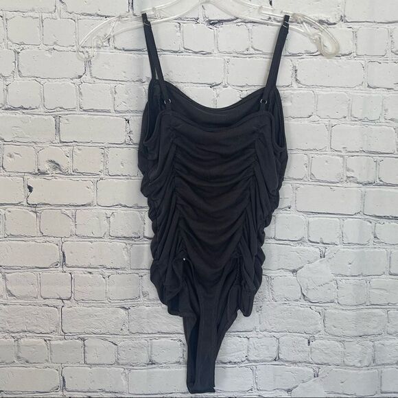 Le Lis Ruched Bodysuit - Picture 2 of 7